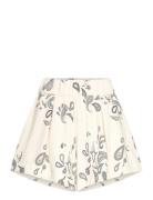 Marlo Shorts Stylein Cream