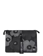 Sleeve 13" Unikko Marimekko Black