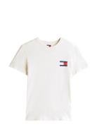 Tjm Slim Essential Flag Tee Ext Tommy Jeans Cream