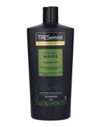 TRESemmé Flawless Waves Coconut Oil Professional Shampoo 685 ml
