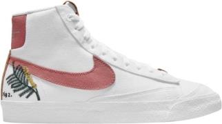 Nike Nike Blazer MID '77 SE Women's Kvinde White Sneakers Str 40 - hos...