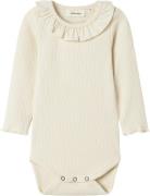 Lil' Atelier Nbfoline LS Slim Body LIL Str 68 - Birch Langærmede Bodie...