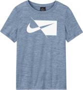 Nike Core Tshirt 137-147 / M - T-shirts hos Magasin