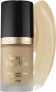 Too Faced Born This Way Foundation 30 ml - Flydende hos Magasin