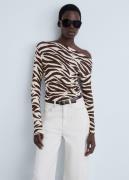 MANGO Zebra Asymmetrical Neck Tshirt Kvinde Brown Kortærmede T-shirts ...