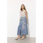 HUNKØN Vigdis Skirt Kvinde Light Denim Maxi Nederdele Str L - Denim ho...