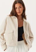 VILA Vijumpy L/S SHORT JACKET - NOO Super Light Natural Me 42