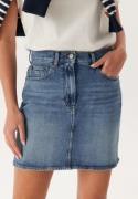 TOMMY JEANS Mom Skirt Bi0134 1A5 Denim Medium 25