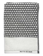 Grid Guest Towel, 2-Pack Home Textiles Bathroom Textiles Towels & Bath...