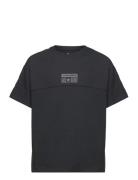 Helier Jersey Ss Sport T-Kortærmet Skjorte Black Converse