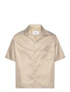 Nb Shine Shirt Areia Sand Designers Shirts Short-sleeved Beige Nikben