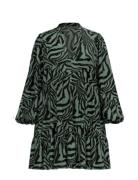 Carsebbie L/S Tunic Dress Aop Tops Tunics Green ONLY Carmakoma