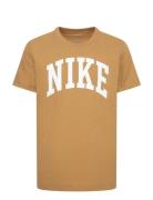 Nike Club Seasonal Tee Tops T-Kortærmet Skjorte Beige Nike