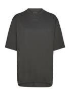 Studio Over D T-Shirt Tops T-shirts & Tops Short-sleeved Grey Björn Bo...