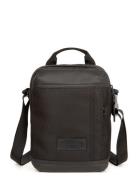 The Cnnct Skuldertaske Taske Khaki Green Eastpak