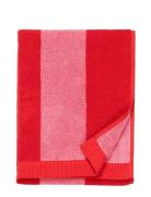 Juhlaraita Hand Towel 50X70 Cm Home Textiles Bathroom Textiles Towels ...
