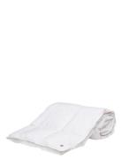 Saga Medium Varm Dyne Home Textiles Bedtextiles Duvets White Høie Of S...