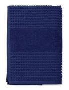Check Towel 70X140 Cm Navy Blue Home Textiles Bathroom Textiles Towels...