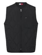 Tjm Quilted Vest Ext Vest Black Tommy Jeans