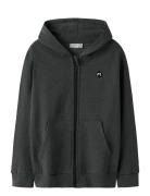 Nkmvimo Ls Sweat Card Bru Noos Tops Sweatshirts & Hoodies Hoodies Grey...