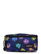 Traver Toilettaske Blue Eastpak