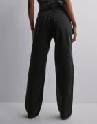 Neo Noir - Sort - Simona Denim Pants