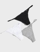 Calvin Klein Underwear - Mønstret - String Thong 3PK