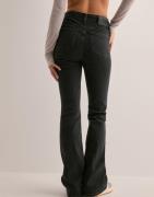 Calvin Klein Jeans - Sort - Skinny Bootcut