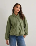 Nelly - Grøn - Puffy Pleat Brushed Jacket