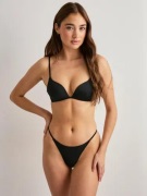 Nelly - Sort - Illusions Bikini Panty