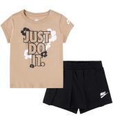 Nike ShortssÃ¦t - T-shirt/Shorts - Sort m. Blomster